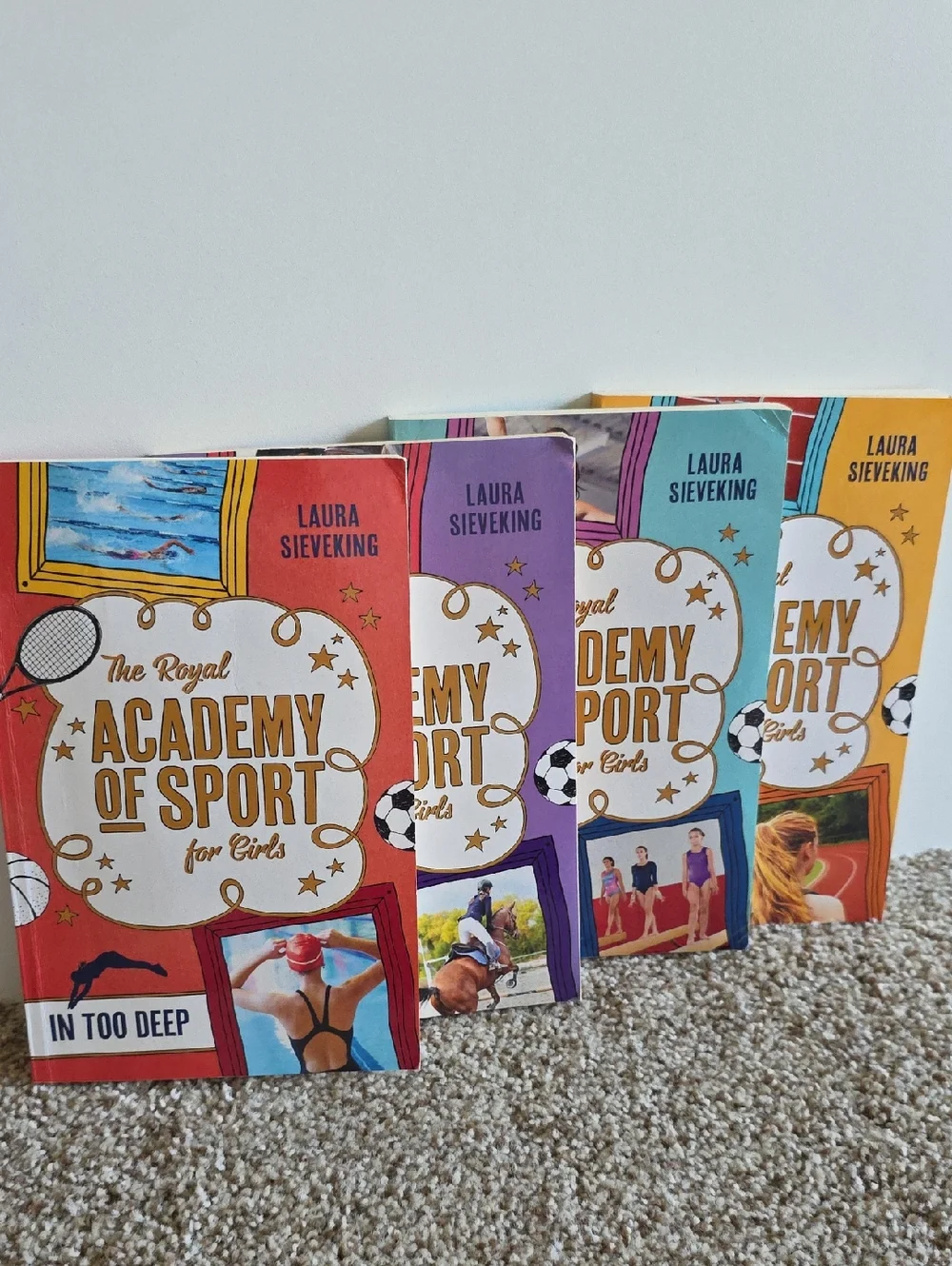 The Royal Academy of Sport for Girls (4-Book Set) Run, Horse, Gymnastics, Swim,